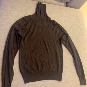 Brown Men’s Turtleneck